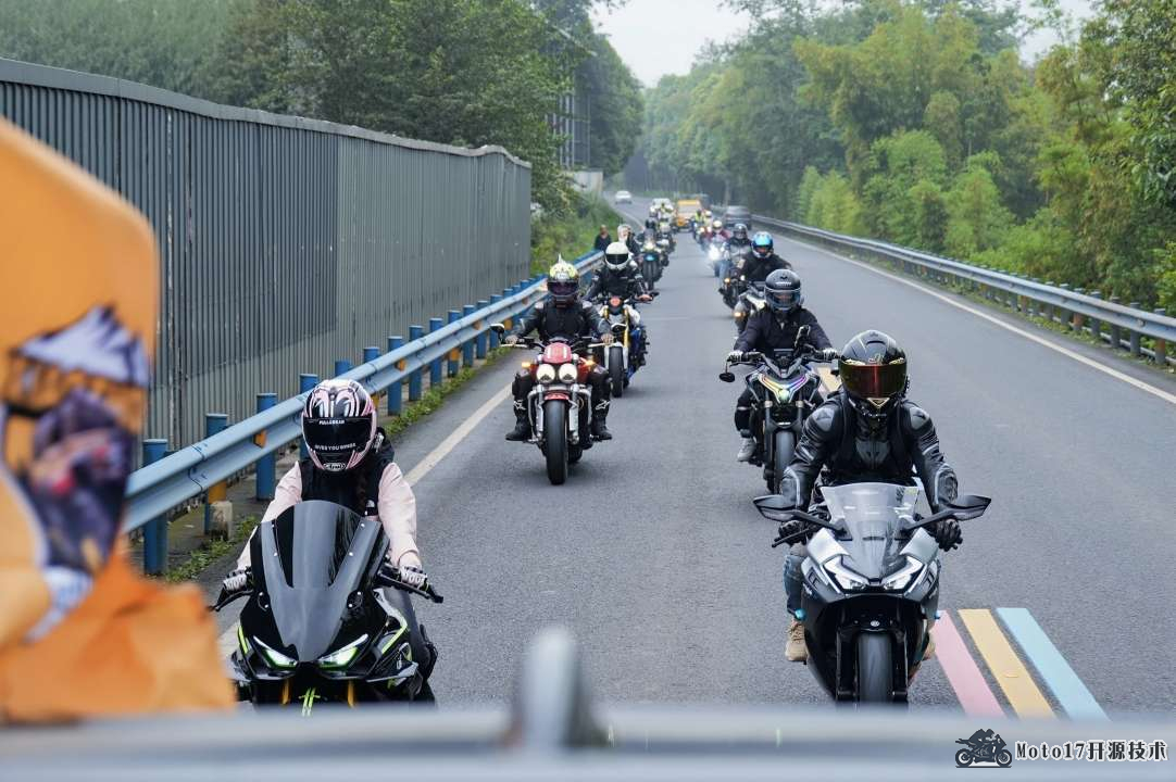 moto (7).jpg